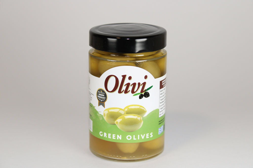 Grüne Oliven mit Stein